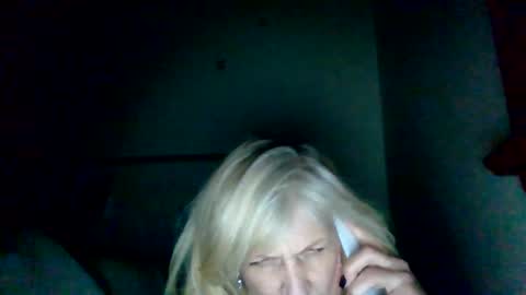 Snapshot of sexxileeah42o chatting on March 2026 08:51:01 AM Leeah CloudZzz online show from March 2026 08:51:01 AM