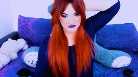 Snapshot of sexxx_queen chatting on March 2025 06:12:02 AM sexxx_queen online show from March 2025 06:12:02 AM