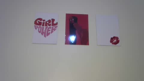 Snapshot of sexxy_bhaddie chatting on January 2025 02:23:01 AM kisses online show from January 2025 02:23:01 AM