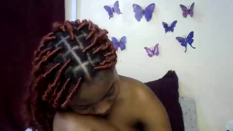 Snapshot of sexxy_divaa chatting on May 2026 06:24:02 PM vicky online show from May 2026 06:24:02 PM