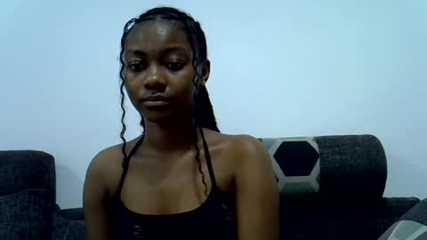 Snapshot of sexxy_divaa chatting on June 2026 06:05:01 AM vicky online show from June 2026 06:05:01 AM