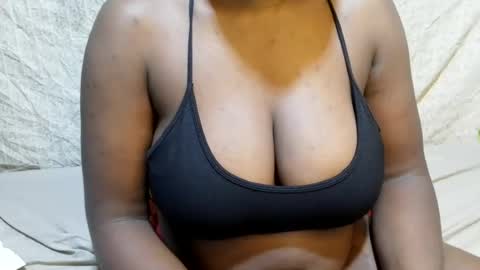 Snapshot of sexxy_maya1 chatting on July 2026 06:00:01 AM sexxy_maya1 online show from July 2026 06:00:01 AM