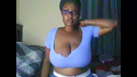 Snapshot of sexxy_mish chatting on June 2026 07:02:02 PM sexxy_mish online show from June 2026 07:02:02 PM