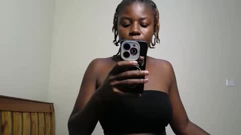 Sexxy babe online show from February 2026 12:12:01 PM