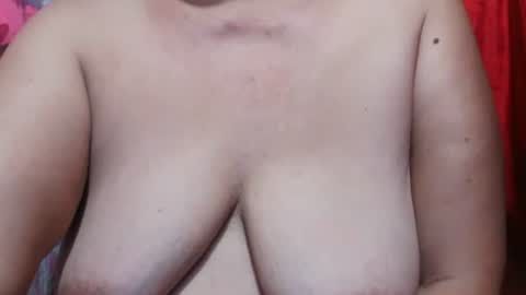 Snapshot of sexxyicee69 chatting on May 2026 10:21:02 AM misslovely j online show from May 2026 10:21:02 AM
