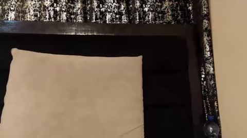 ivy online show from February 2026 05:09:02 PM