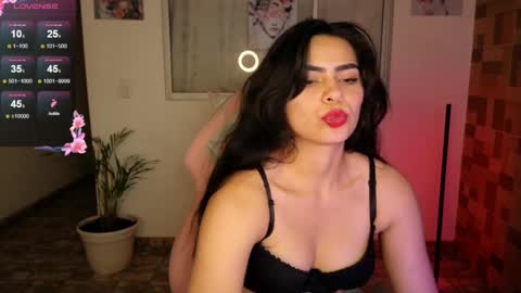  Angie   online show from February 2025 11:09:02 AM