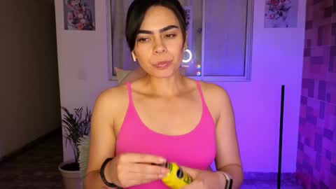  Angie   online show from February 2025 05:09:01 AM