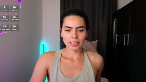  Angie   online show from September 2025 11:48:02 PM