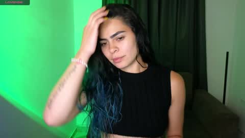 Angie   online show from April 2026 11:25:02 PM