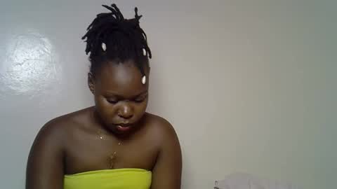 CurvyGoddess online show from December 2025 05:46:01 AM