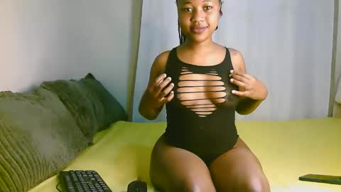 Ariana online show from October 2025 10:37:02 AM