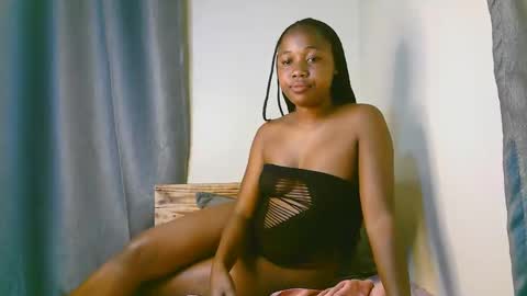 Ariana online show from December 2025 07:19:02 PM