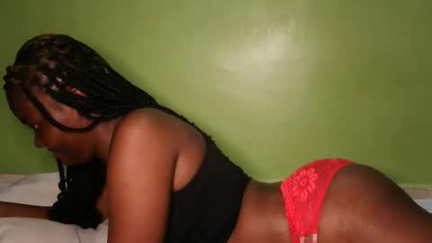 sexy_banice online show from March 2026 06:37:01 PM