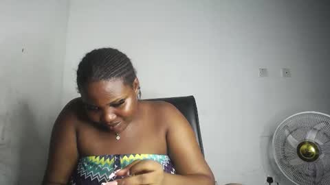 Snapshot of sexy_bigmama0 chatting on June 2026 11:27:02 PM Jamilah online show from June 2026 11:27:02 PM