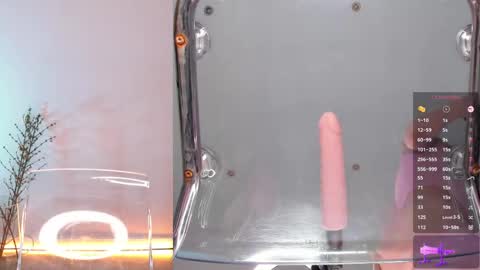 Snapshot of sexy_blonde_doll chatting on April 2026 11:42:02 PM Lina online show from April 2026 11:42:02 PM