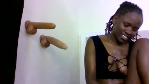 Snapshot of sexy_bree25 chatting on April 2026 02:51:02 AM bree online show from April 2026 02:51:02 AM