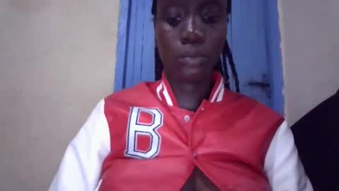 sexy_butty01 online show from February 2026 07:43:01 PM