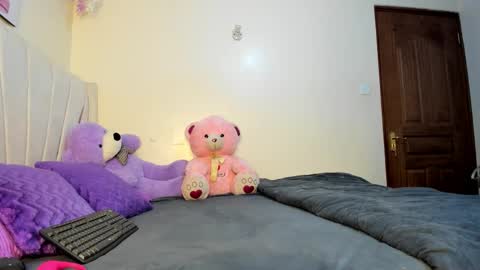 Celena Selena online show from February 2026 07:15:02 AM