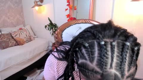 Snapshot of sexy_cristall chatting on December 2024 03:23:02 AM C R I S T A L online show from December 2024 03:23:02 AM