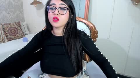 Snapshot of sexy_cristall chatting on January 2025 07:35:02 AM C R I S T A L online show from January 2025 07:35:02 AM