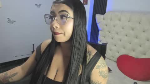 Snapshot of sexy_cristall chatting on September 2025 02:02:02 AM C R I S T A L online show from September 2025 02:02:02 AM