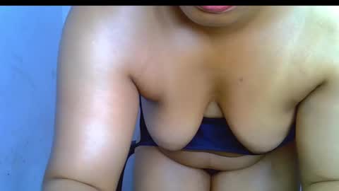 Snapshot of sexy_ebonygirl_ chatting on September 2025 10:47:01 PM Clara online show from September 2025 10:47:01 PM