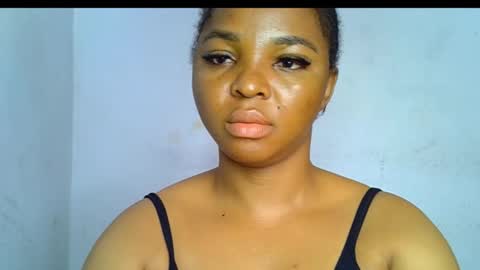 Snapshot of sexy_ebonygirl_ chatting on October 2025 08:35:02 AM Clara online show from October 2025 08:35:02 AM