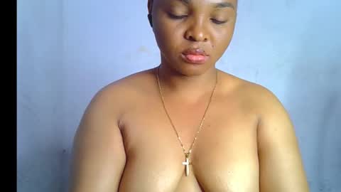 Clara online show from December 2025 07:01:02 PM