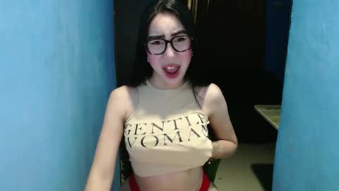 sexy_emily92 online show from March 2026 06:46:02 AM