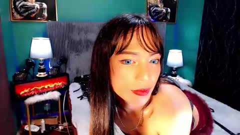 lovelyfebe  online show from April 2026 04:25:01 PM