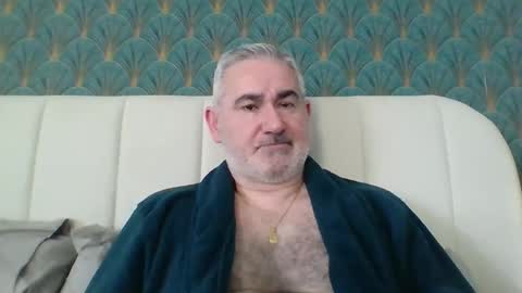 Antonio online show from April 2026 06:25:01 AM