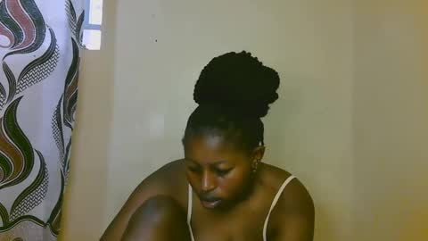 Snapshot of sexy_latasha chatting on October 2025 04:01:02 AM sexy_latasha online show from October 2025 04:01:02 AM