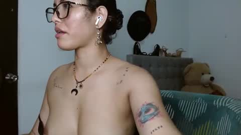 Snapshot of sexy_lia_latina chatting on June 2026 05:01:01 AM Celeste online show from June 2026 05:01:01 AM