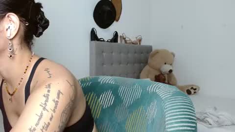 Snapshot of sexy_lia_latina chatting on July 2026 02:53:02 AM Celeste online show from July 2026 02:53:02 AM