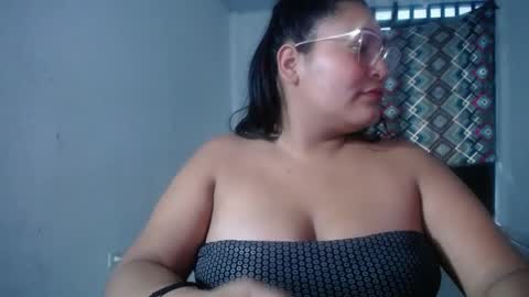 SIRENA LOVE online show from April 2026 10:22:01 PM