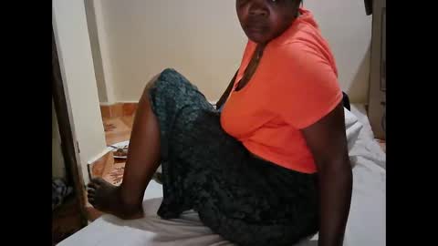 sexy_lunah online show from May 2026 04:50:01 AM