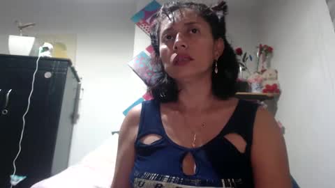 Snapshot of sexy_mary_69 chatting on October 2025 11:48:02 PM Mary online show from October 2025 11:48:02 PM