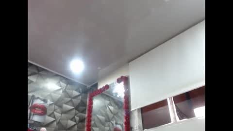 Snapshot of sexy_mature_hot01 chatting on September 2025 08:02:02 PM MARIPOSA online show from September 2025 08:02:02 PM