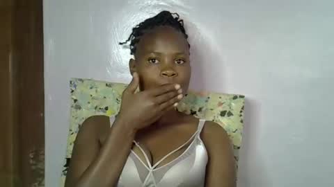 Molyne online show from February 2026 02:32:02 PM