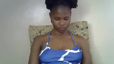 Molyne online show from April 2026 02:14:02 PM