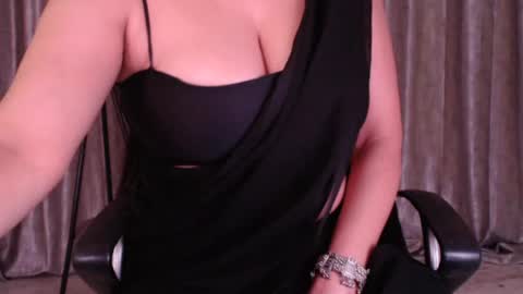 Snapshot of sexy_myra18 chatting on May 2026 04:42:01 AM myra online show from May 2026 04:42:01 AM