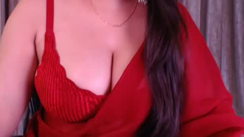 Snapshot of sexy_myra18 chatting on June 2026 03:19:02 AM myra online show from June 2026 03:19:02 AM