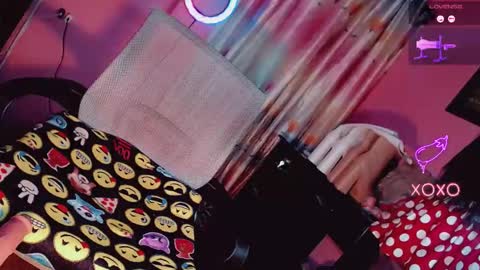 Snapshot of sexy_mysterious_dirty_girl chatting on September 2025 12:14:01 AM queen online show from September 2025 12:14:01 AM