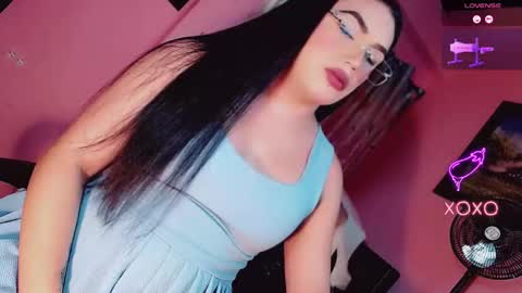 Snapshot of sexy_mysterious_dirty_girl chatting on November 2025 09:53:01 AM queen online show from November 2025 09:53:01 AM