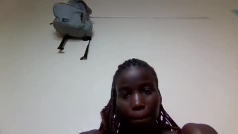 Snapshot of sexy_petittie chatting on September 2025 07:37:02 PM sexy_petittie online show from September 2025 07:37:02 PM