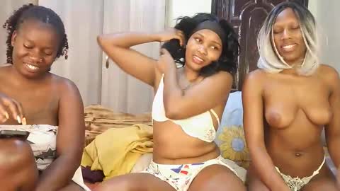 Snapshot of sexy_ros chatting on September 2025 06:48:02 AM sexy_ros online show from September 2025 06:48:02 AM