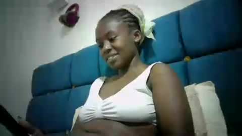 sexy_skyllah online show from June 2026 11:05:01 AM