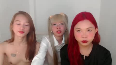 Snapshot of sexy_venicexx chatting on December 2024 05:42:01 AM online show from December 2024 05:42:01 AM