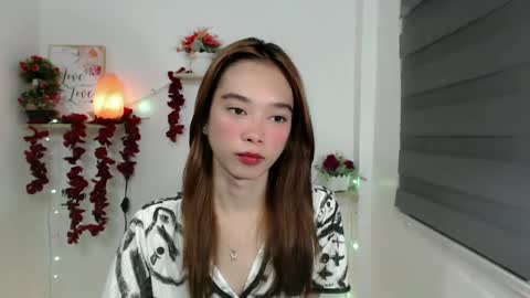 Snapshot of sexy_venicexx chatting on February 2025 10:48:02 AM online show from February 2025 10:48:02 AM